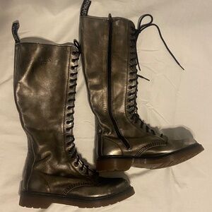 Dr. Martens 1B60 Metallic Pewter 20-Eye Knee High Boots - Rare